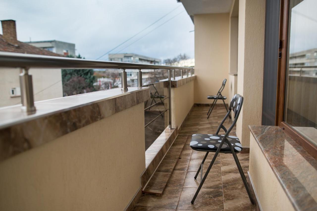 Apartament Tiana Lux Khisaria Eksteriør bilde